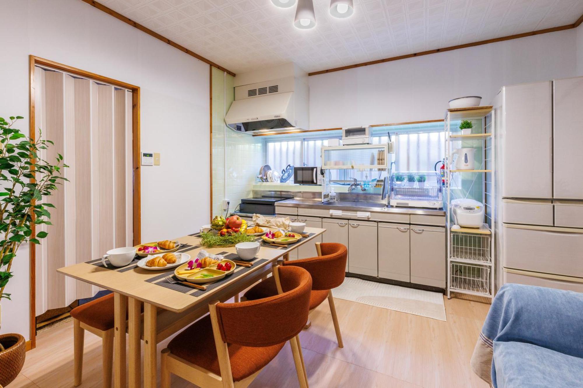 新規オープン サウナ Bbq ジャグジー付き 最大7名 無料駐車場4台 ビーチまで車で5分 Sky House Villa Uruma Eksteriør bilde